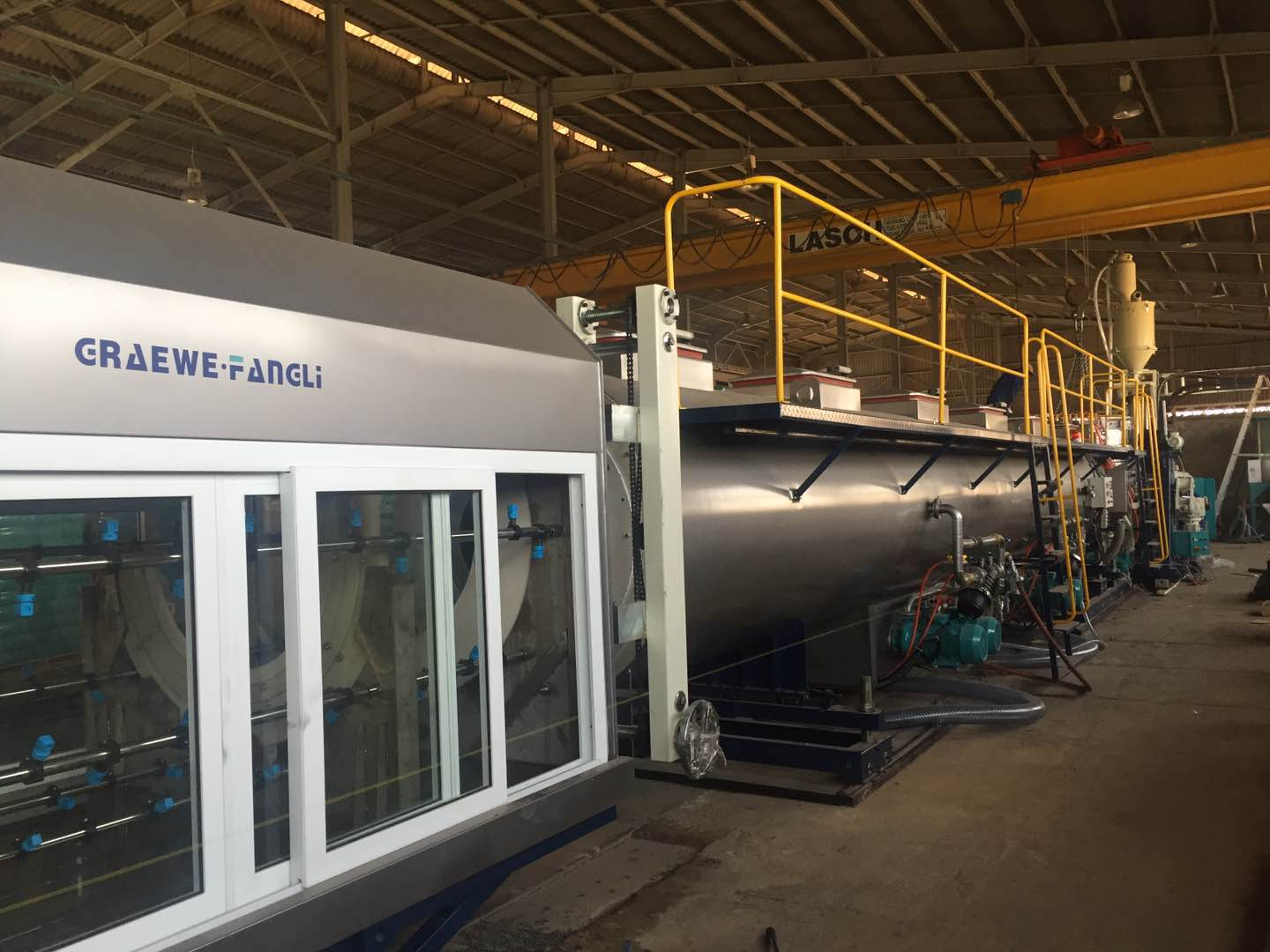 प्लास्टिक एक्सट्रूडर की मुख्य मशीन की अस्थिर धारा को हल करने के उपाय